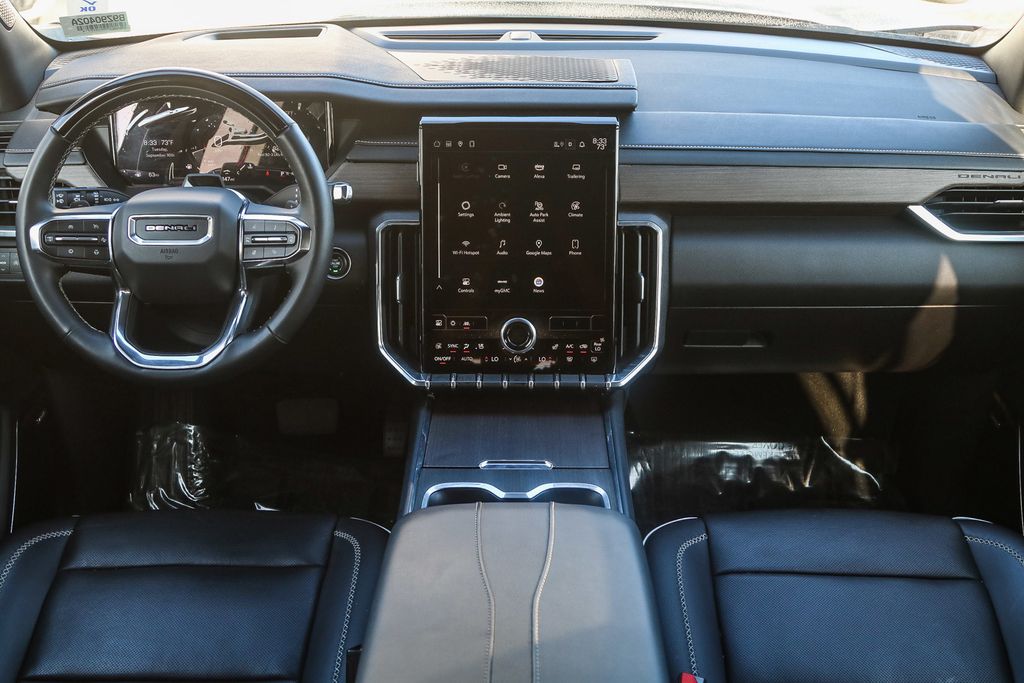 2024 Gmc Acadia Denali photo 8