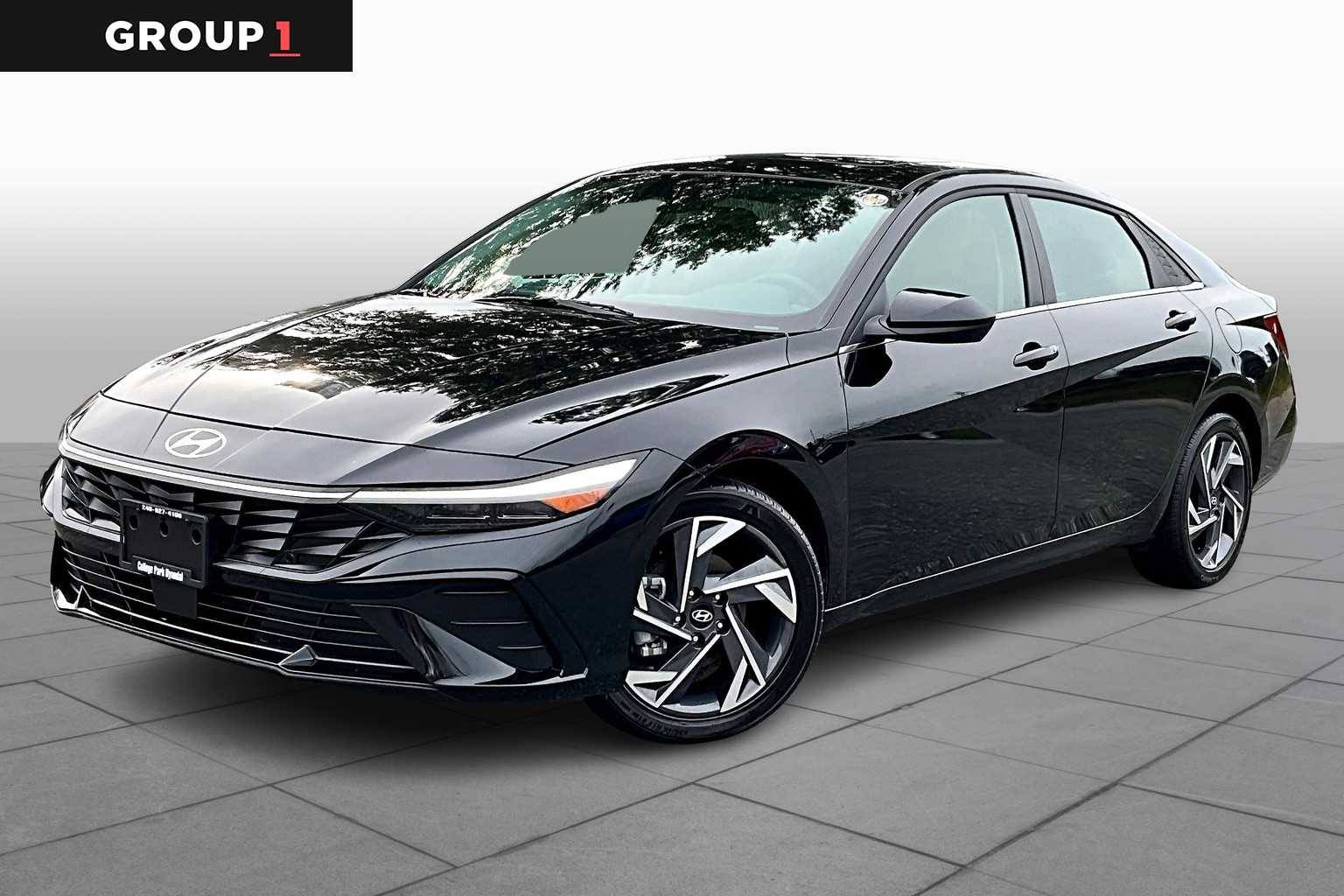 2024 Hyundai Elantra SEL's photo