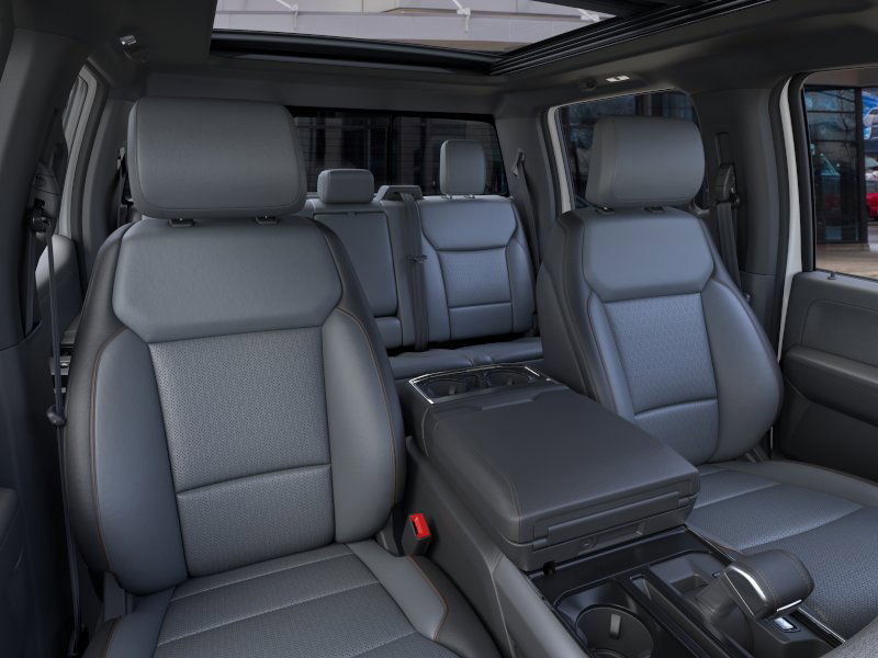 2025 Ford F-150 Lightning Lariat photo 10