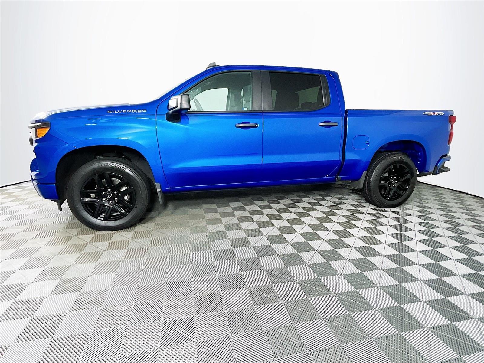 2022 Chevrolet Silverado 1500 Custom photo 4