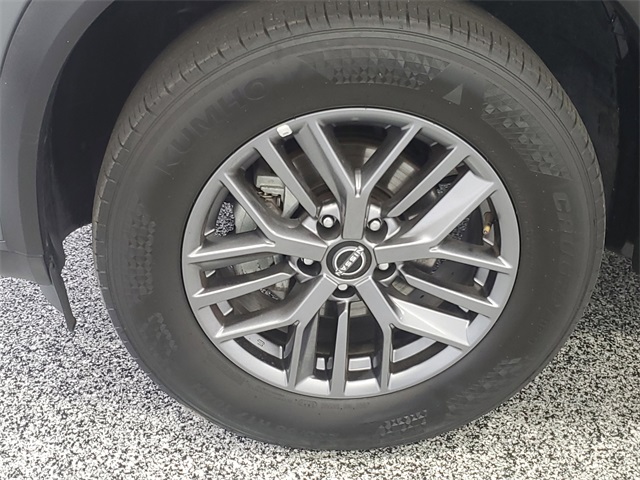 2023 Nissan Rogue S photo 6