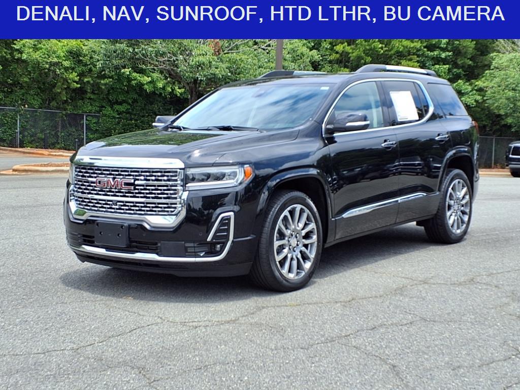 2023 GMC Acadia Denali's photo