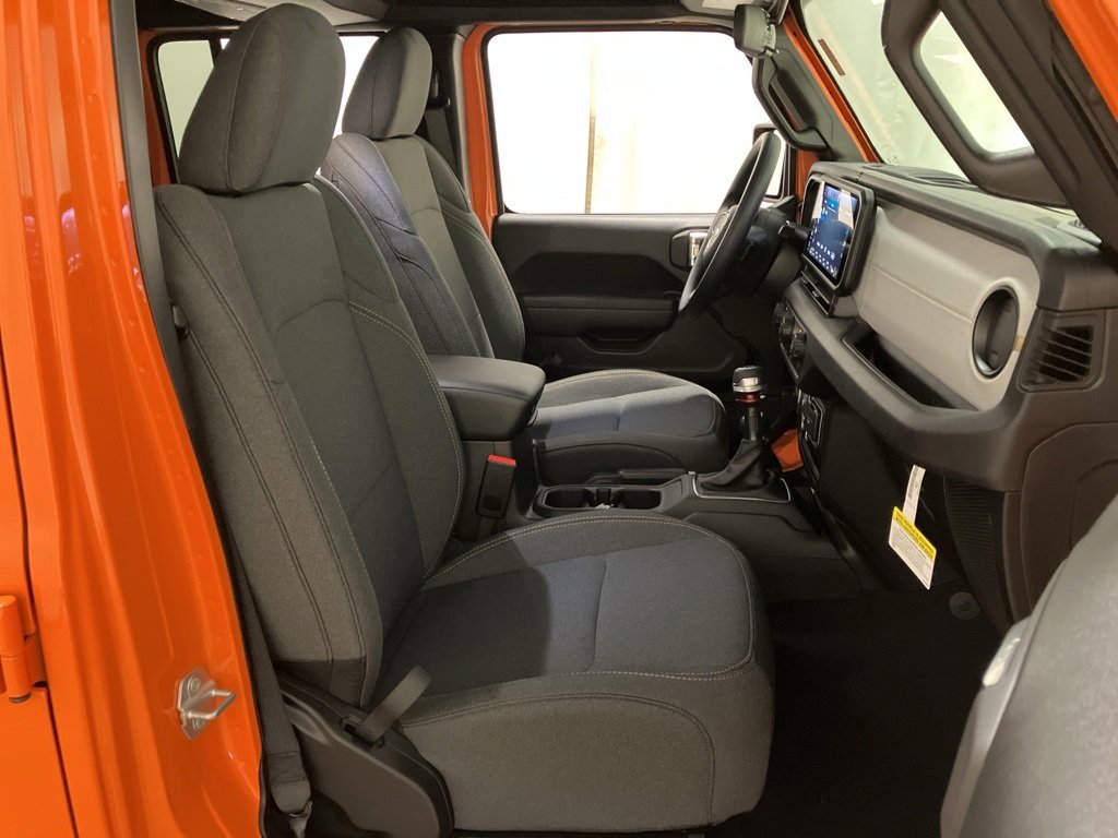 2025 Jeep Wrangler Sport photo 8