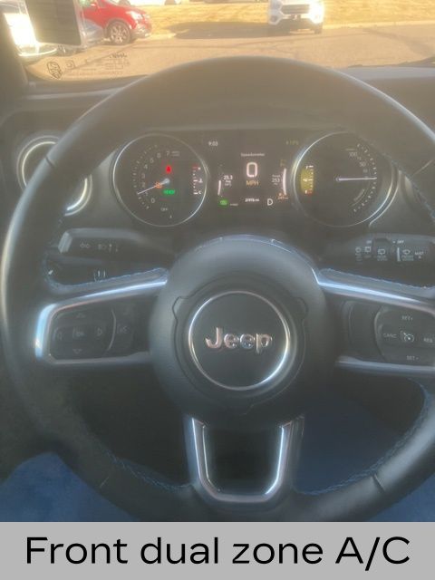 2023 Jeep Wrangler Rubicon 4xe photo 4