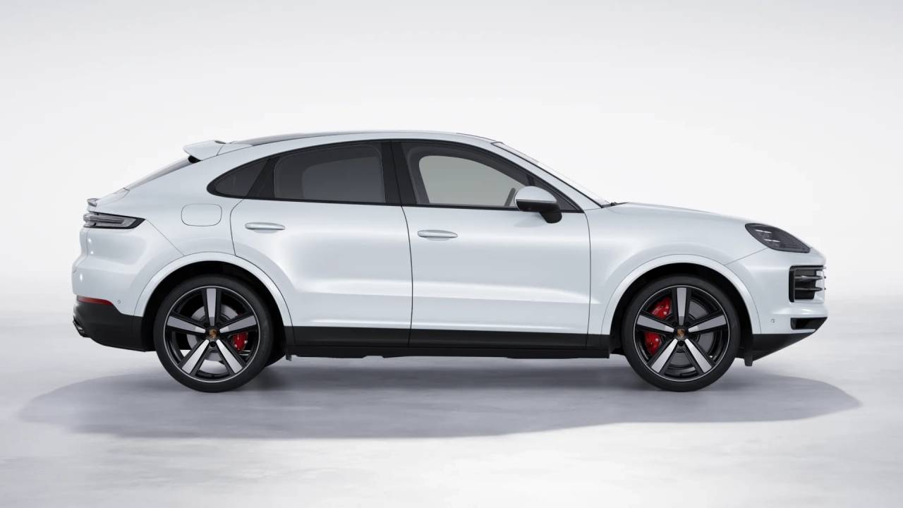 2026 Porsche Cayenne S Coupe photo 7