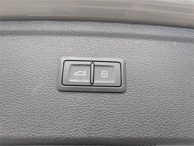 2021 Audi SQ5 Premium Plus photo 5