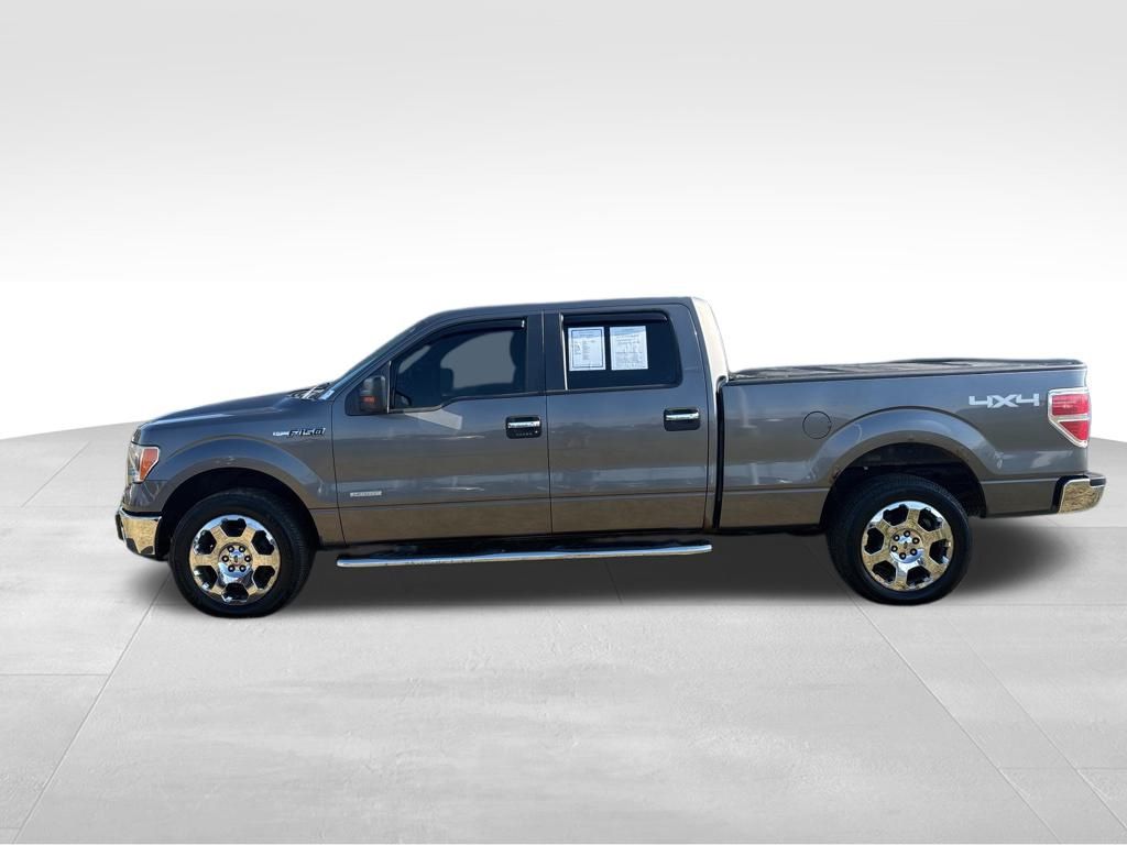 2012 Ford F-150 XLT photo 2