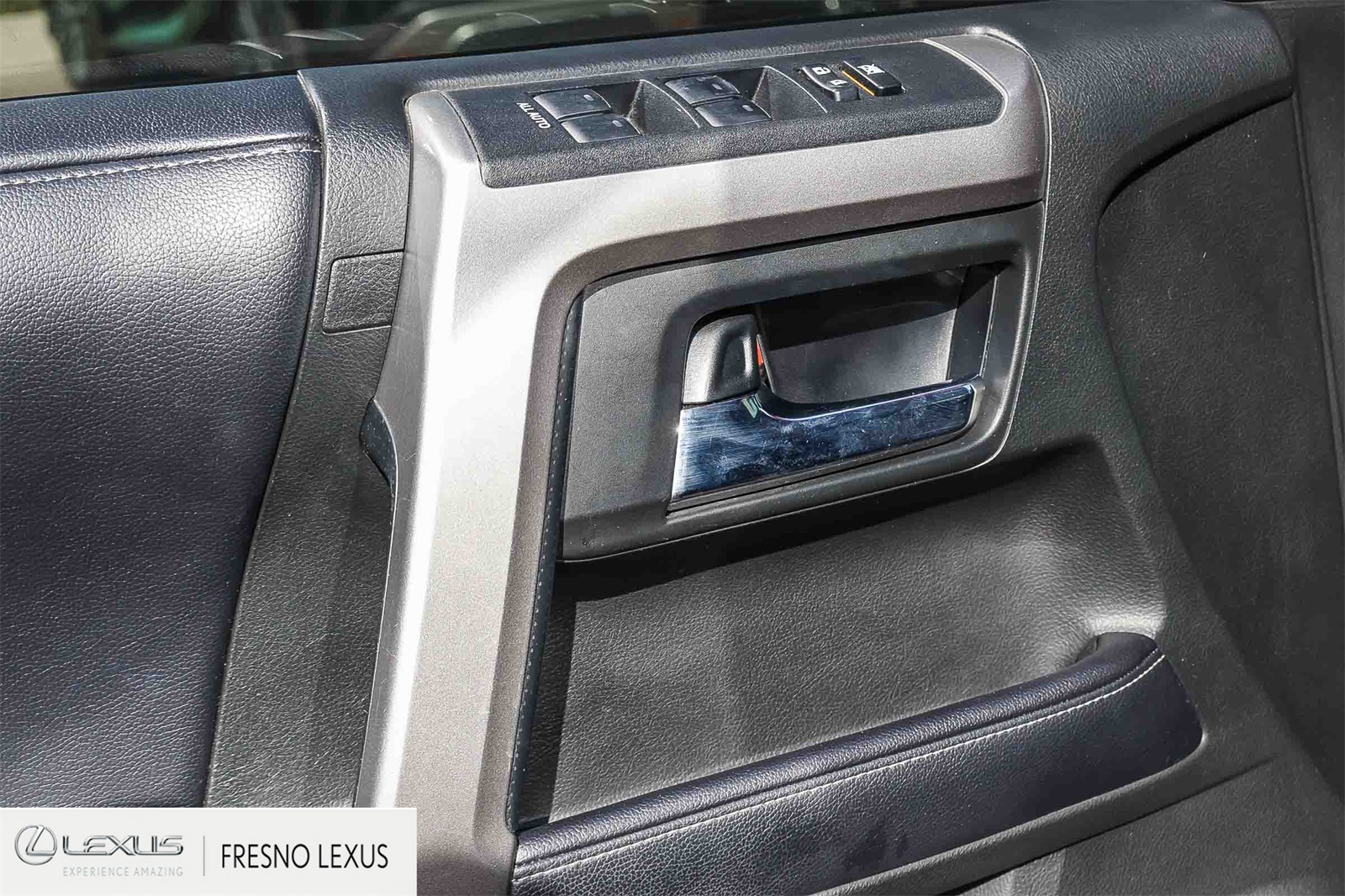 2018 Toyota 4Runner SR5 Premium photo 20