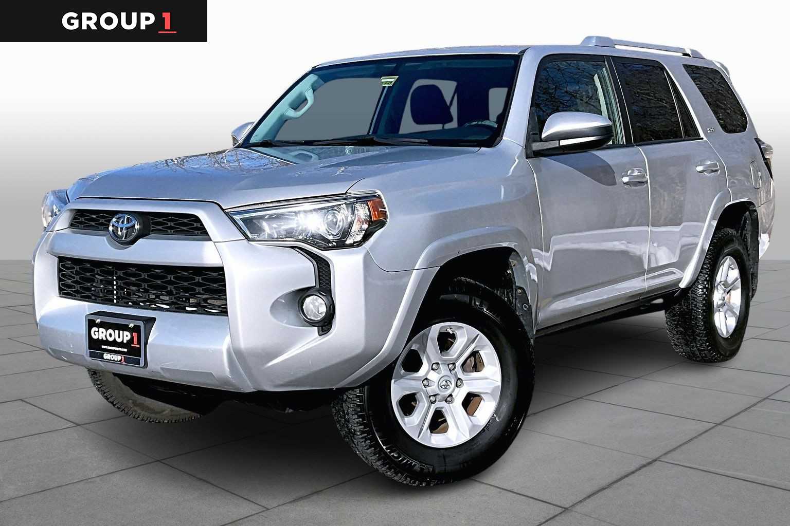 2017 Toyota 4Runner SR5's photo