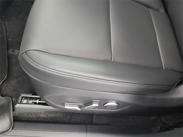 2026 Hyundai Ioniq SEL photo 12