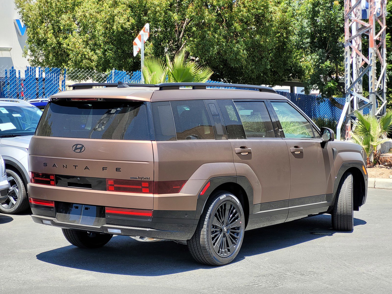 2025 Hyundai Santa Fe Calligraphy photo 3