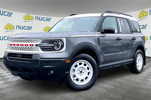 2025 Ford Bronco Sport Heritage photo 2