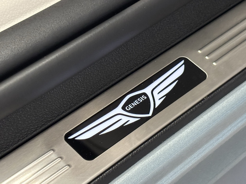 2025 Genesis GV60 Performance AWD photo 13