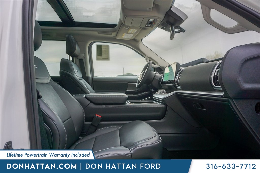 2025 Ford Expedition MAX Platinum photo 25