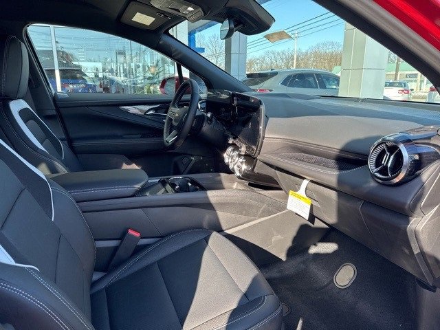 2025 Chevrolet Blazer EV 2LT photo 35