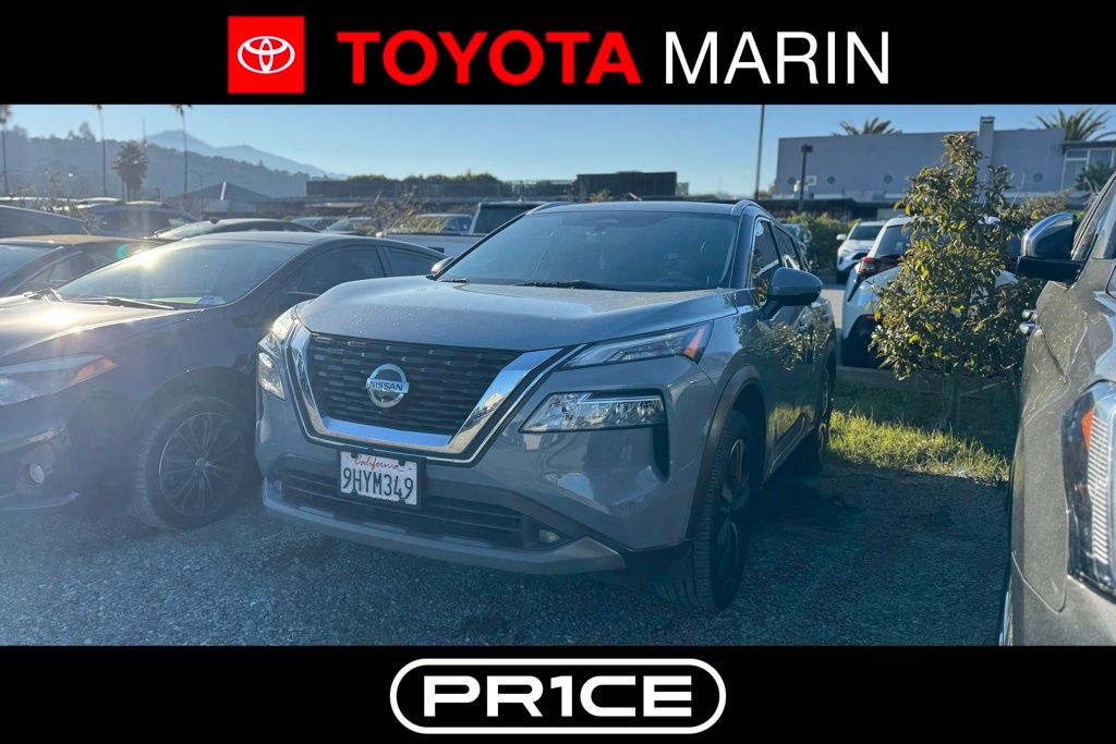 2021 Nissan Rogue SL's photo