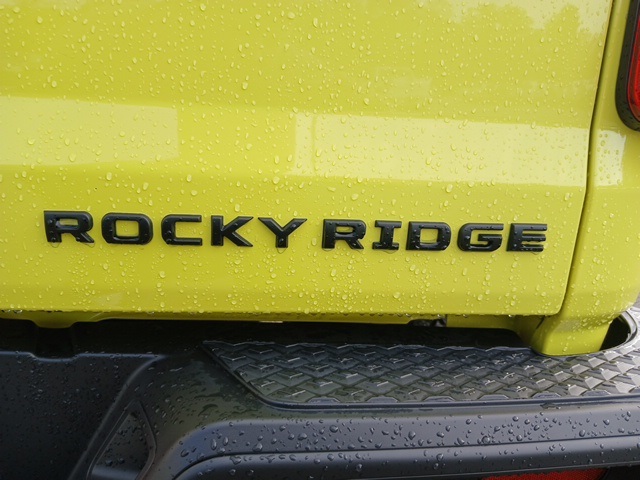 2023 Jeep Gladiator Sport photo 4