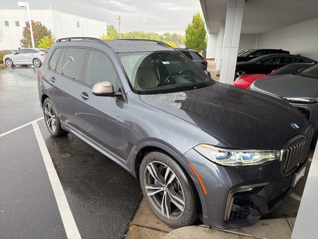 2020 Bmw X7 M50i photo 2