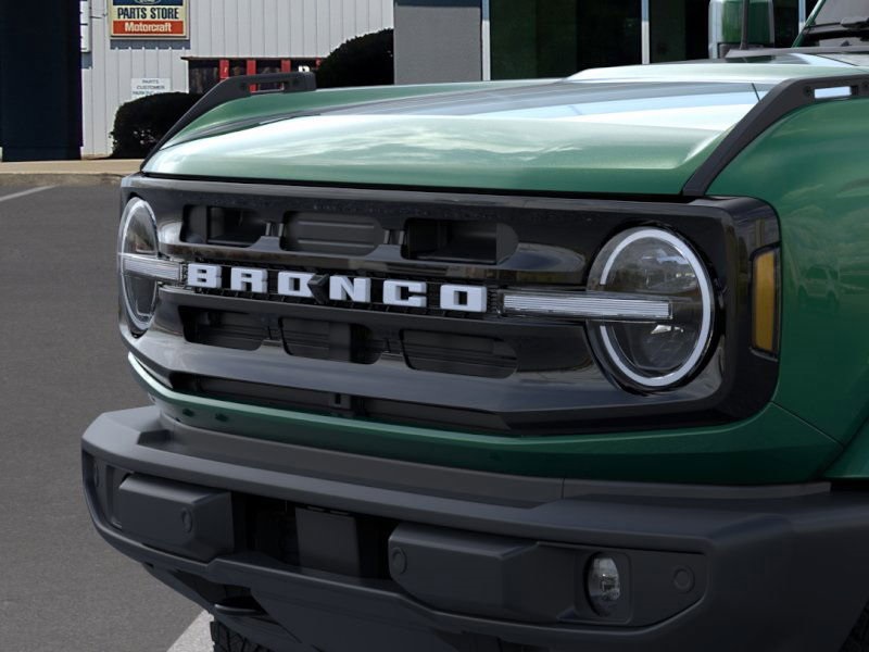 2025 Ford Bronco Outer Banks photo 11