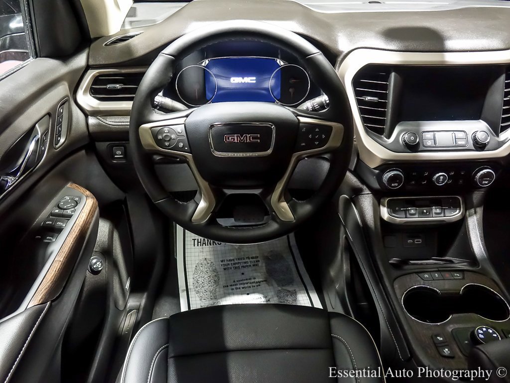 2023 GMC ACADIA - Image 18