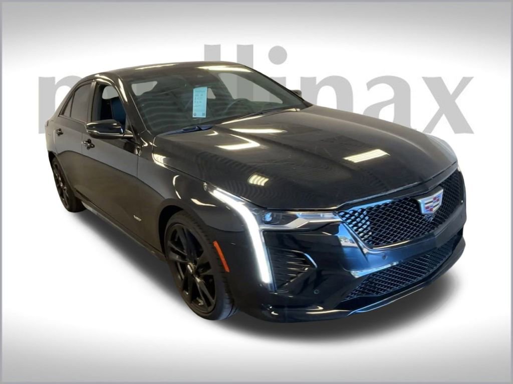 2024 Cadillac CT4 photo 2