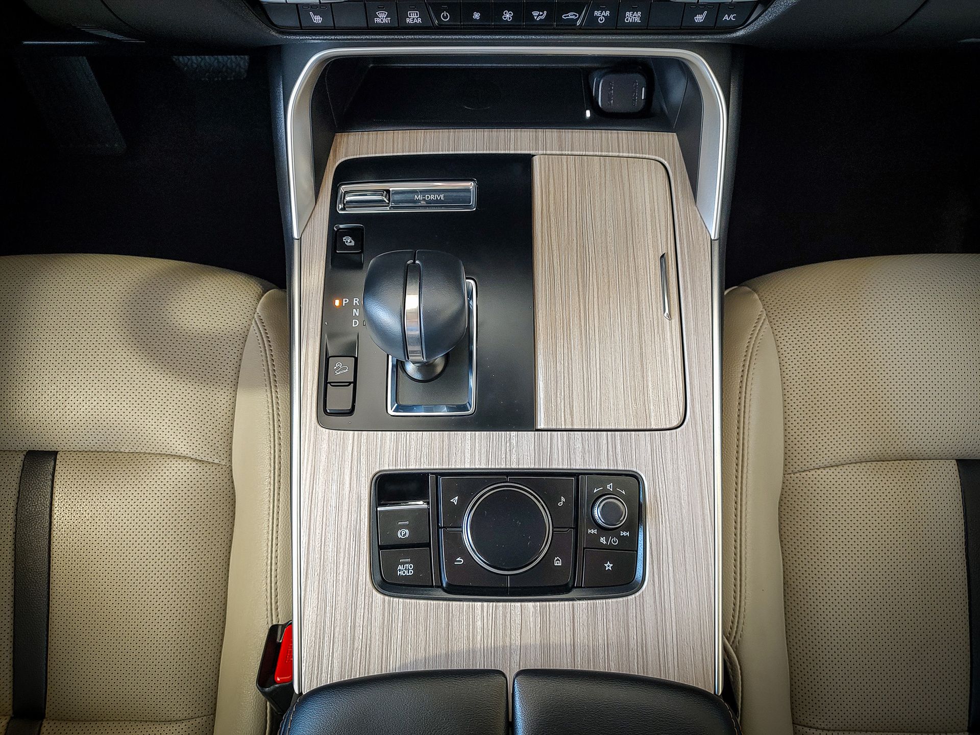 2025 Mazda CX-70 Premium photo 27