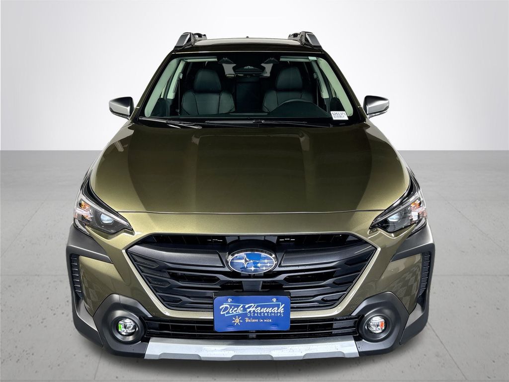 2025 Subaru Outback Touring photo 3