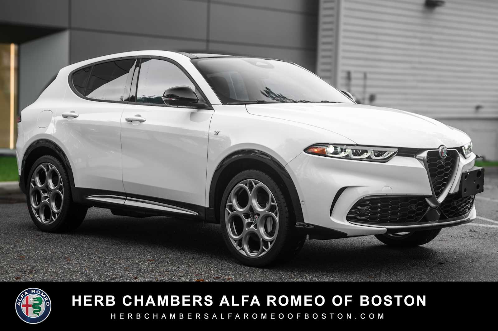2024 Alfa Romeo Tonale TI's photo