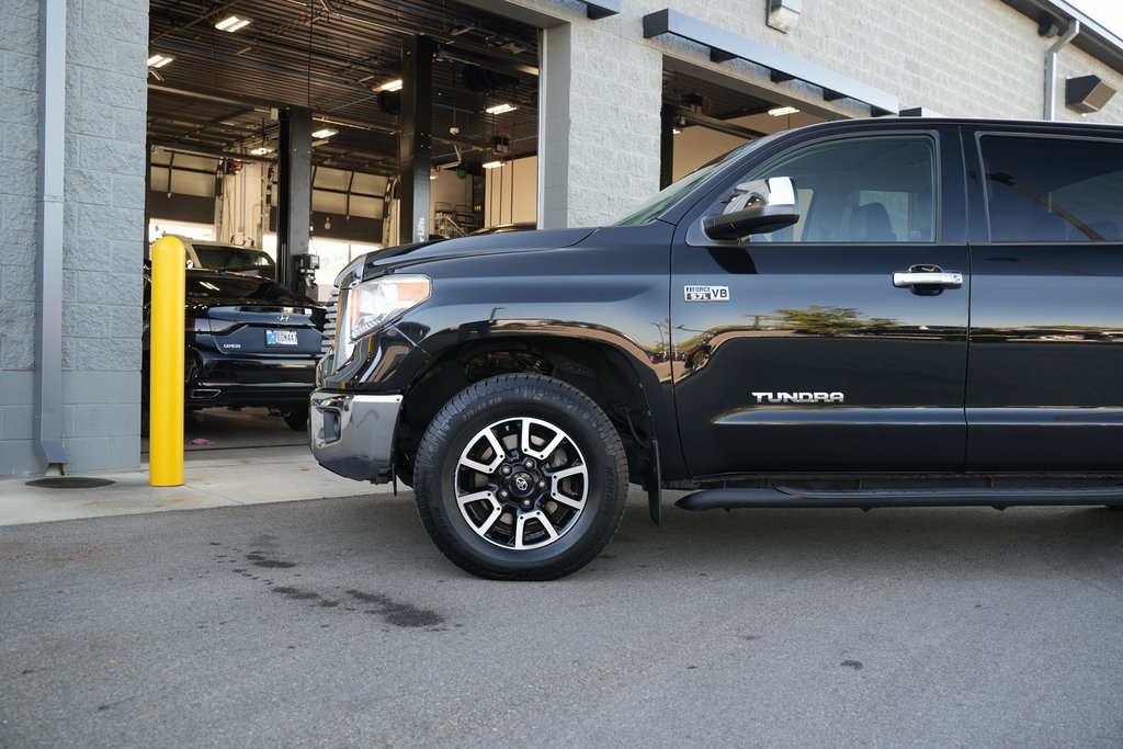 2017 Toyota Tundra Limited photo 9