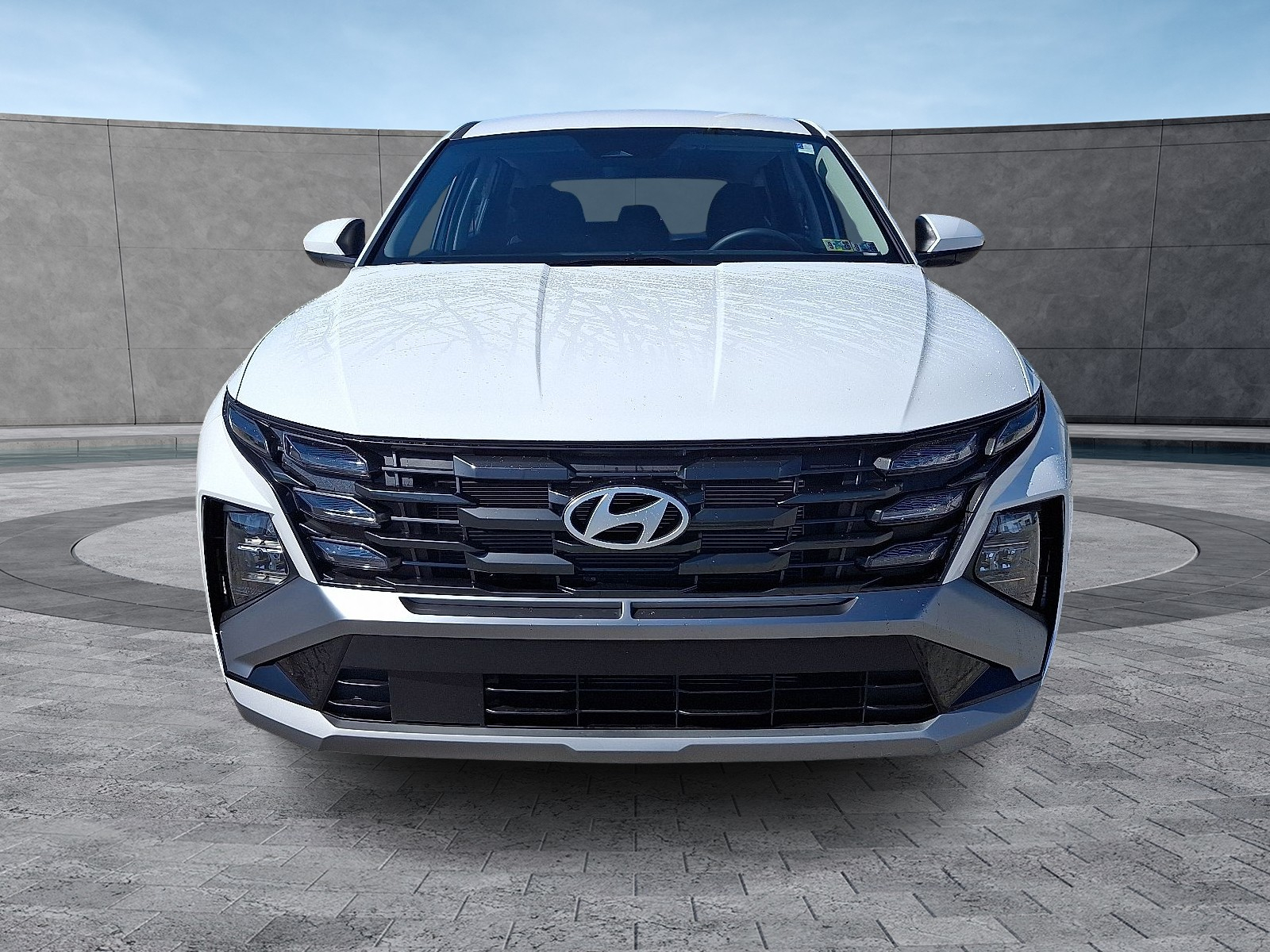 2026 Hyundai Tucson SE photo 2