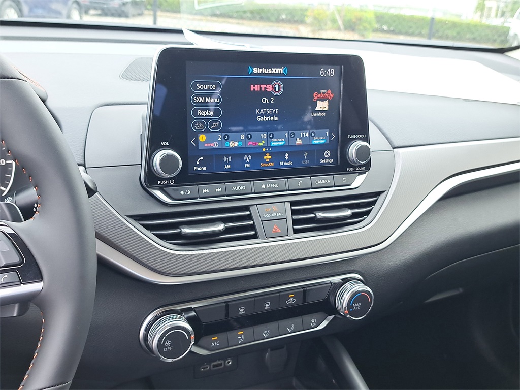 2025 Nissan Altima 2.5 SR photo 28