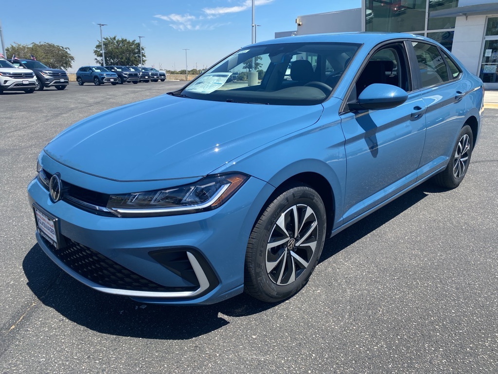 2025 Volkswagen Jetta 1.5T S photo 3