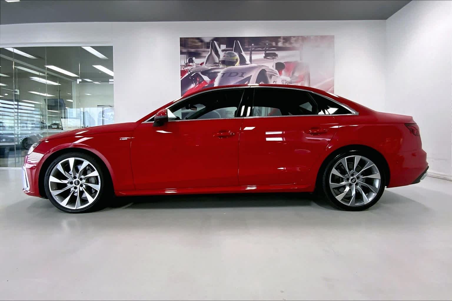 2020 Audi A4 Quattro Prestige photo 3