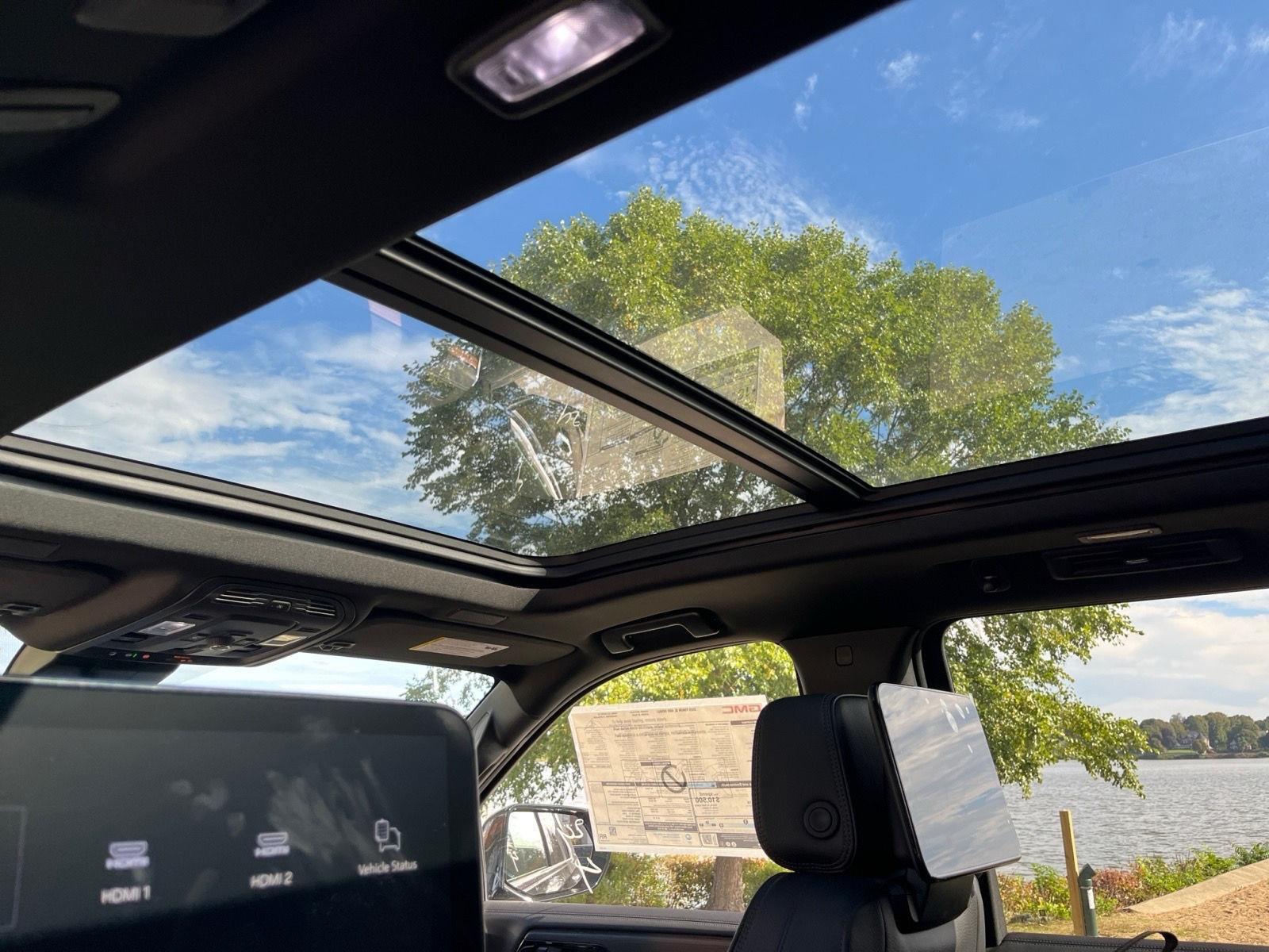 2025 Gmc Yukon XL Denali photo 9