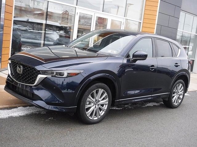 2022 Mazda CX-5 TURBO Signature's photo