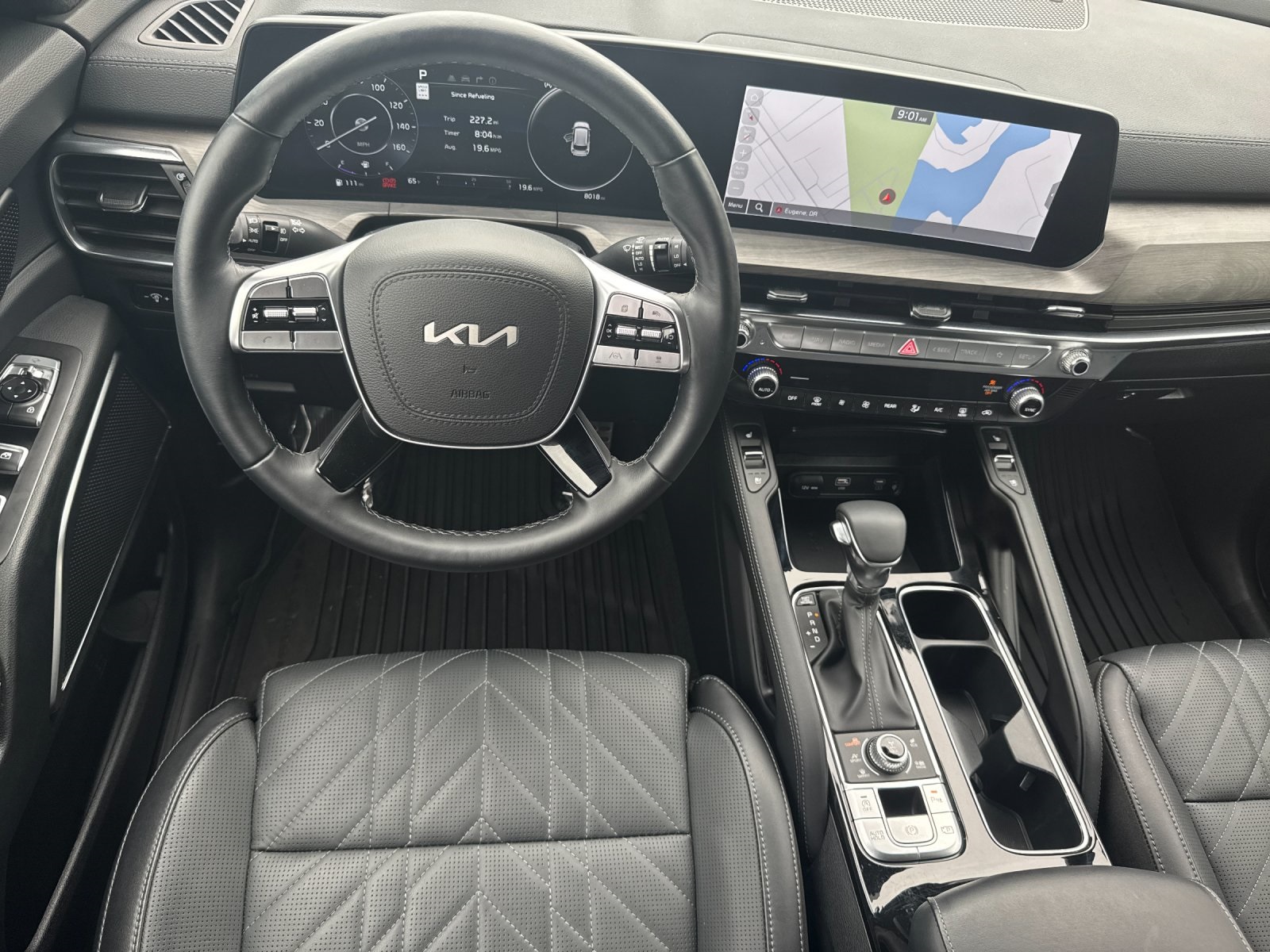 2025 Kia Telluride X-Line photo 13