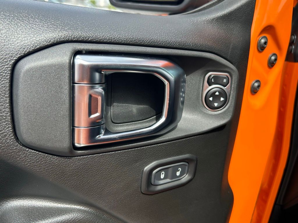2025 Jeep Gladiator Sport S photo 26
