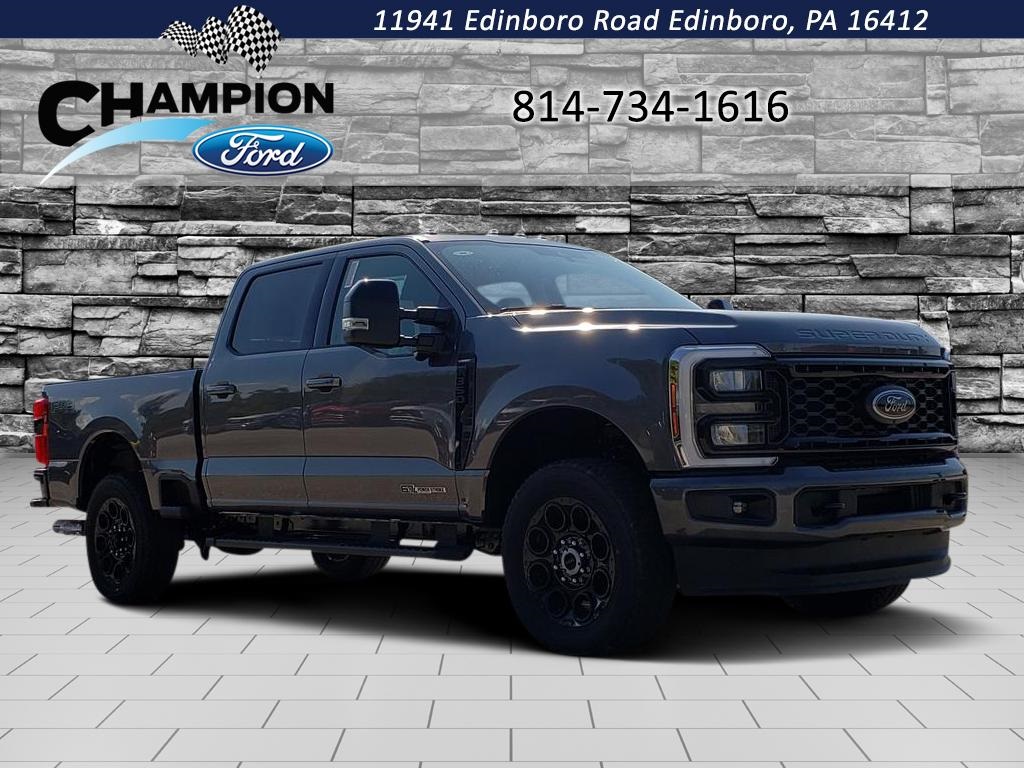 2026 Ford F-350 Super Duty Lariat's photo