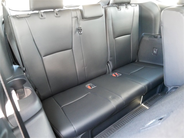 2021 Toyota Highlander Limited photo 19