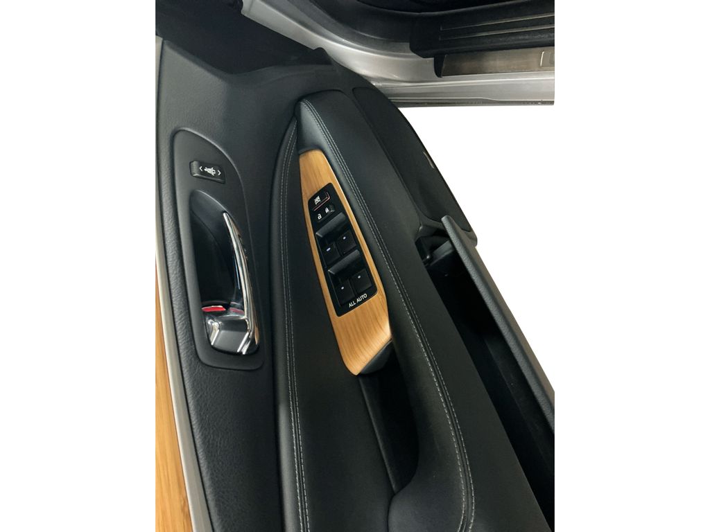 2014 Lexus LS 460 L photo 14