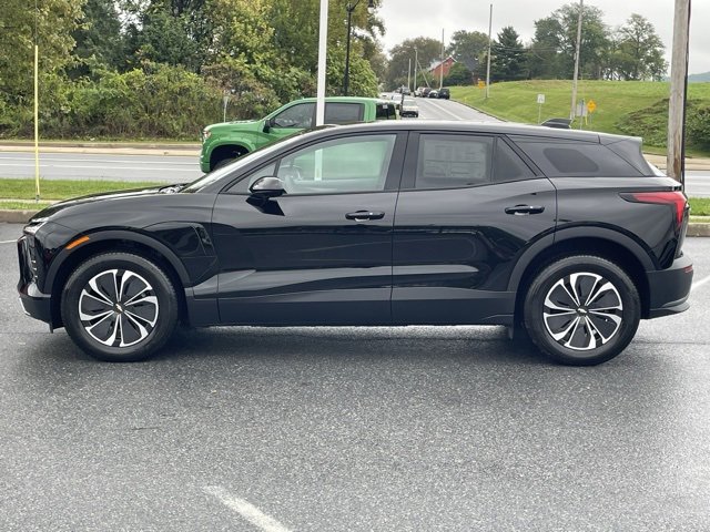 2026 Chevrolet Blazer EV photo 3