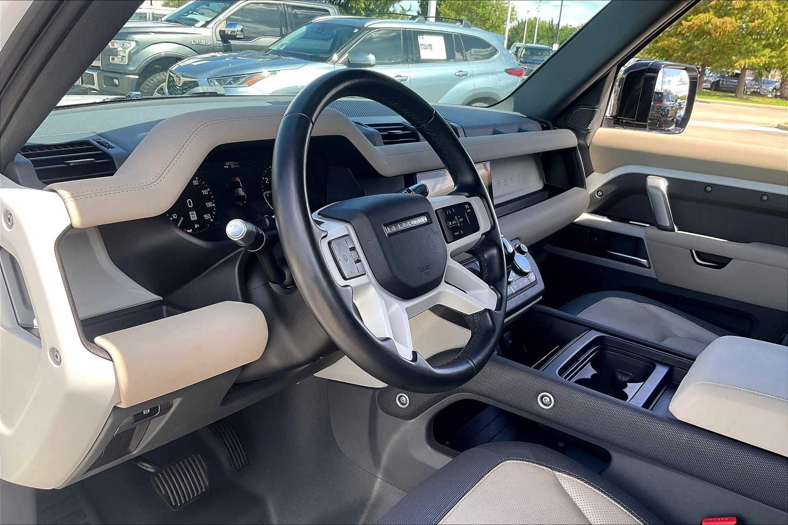 2022 Land Rover Defender X-Dynamic SE photo 14