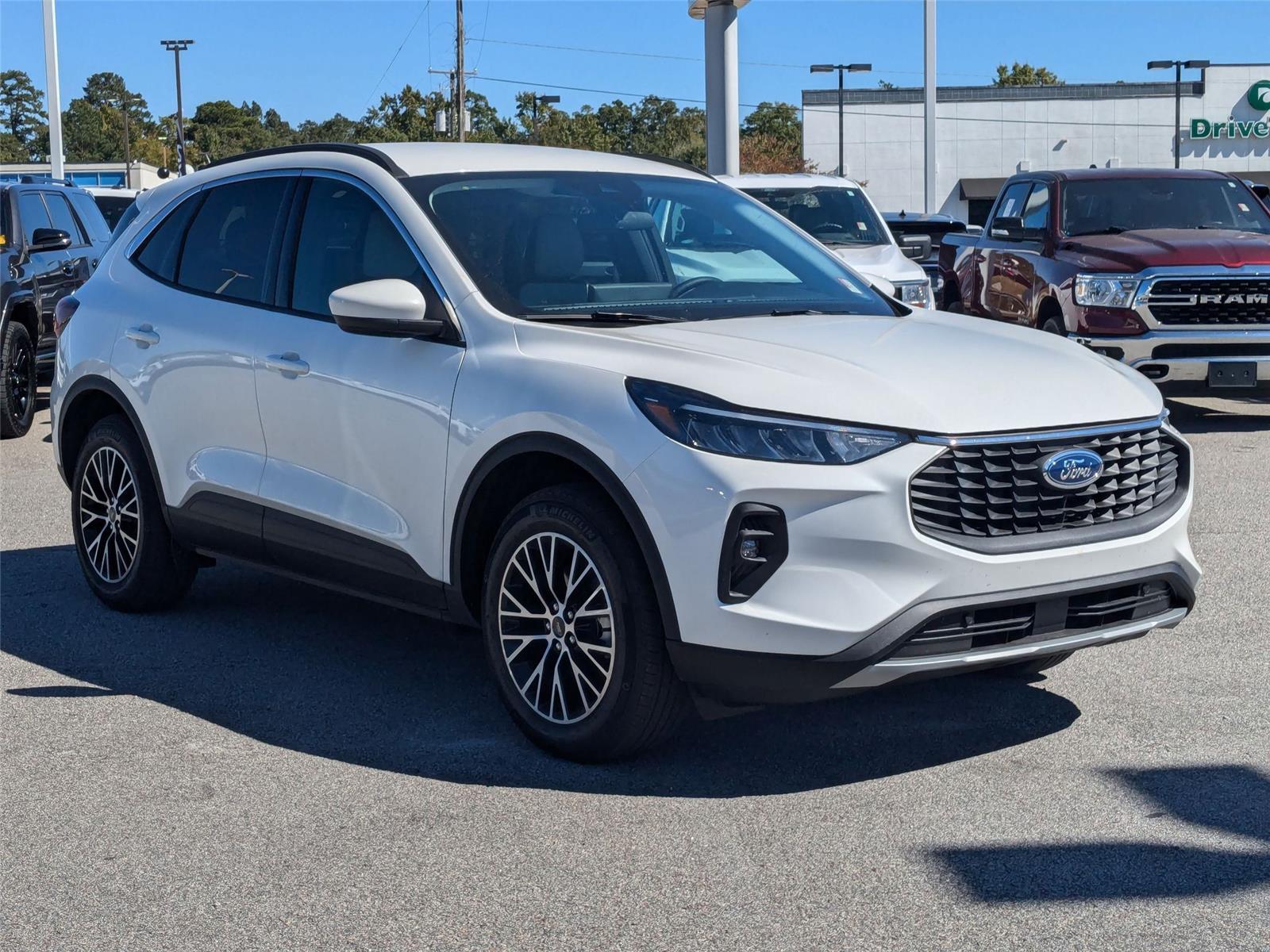 2024 Ford Escape Plug-In Hybrid Base photo 3