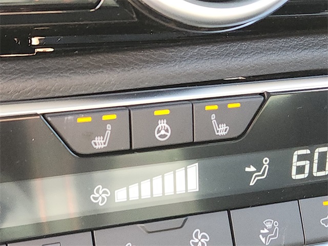 2025 Nissan Sentra SR photo 12