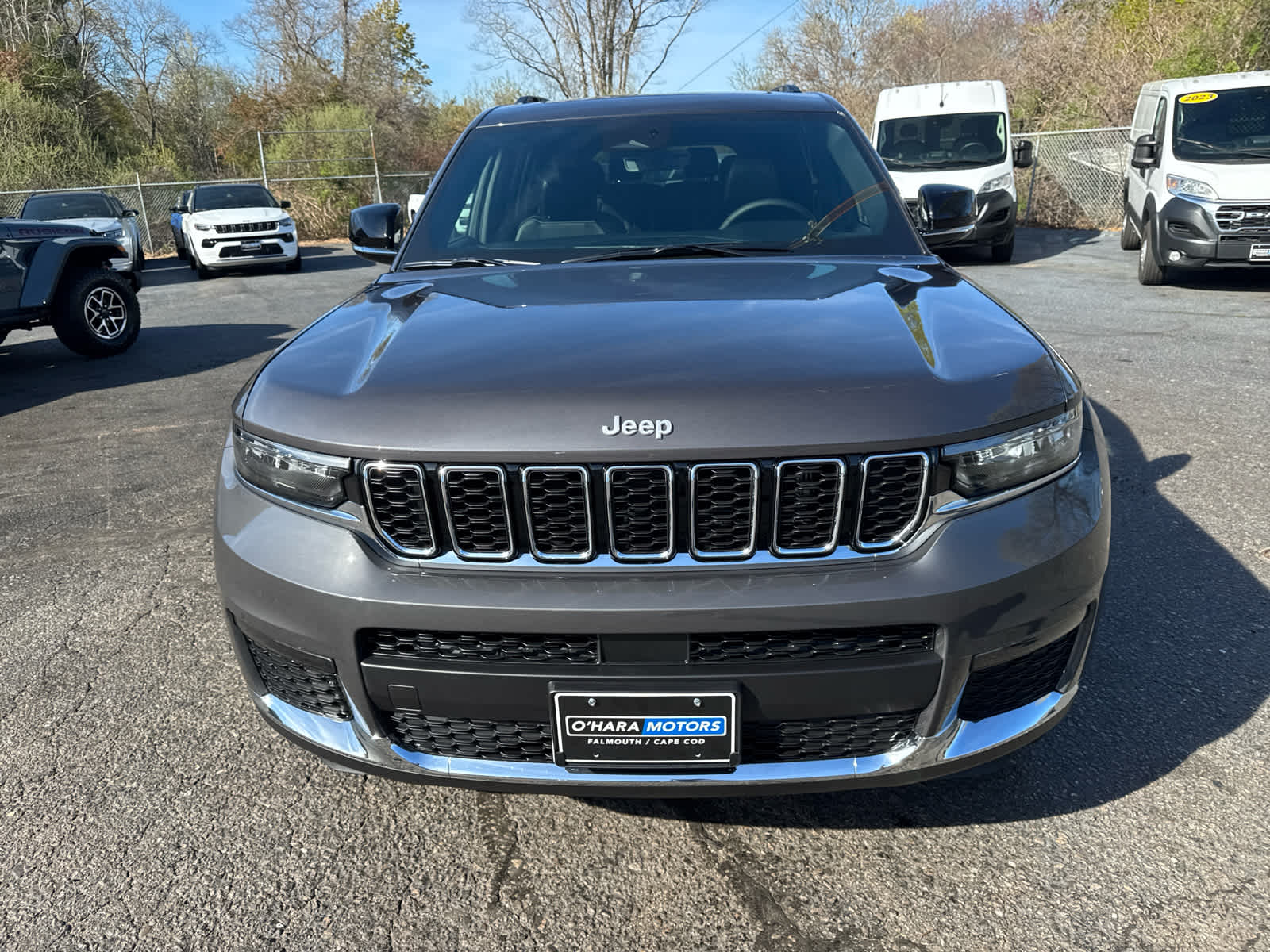 2025 Jeep Grand Cherokee Limited photo 2