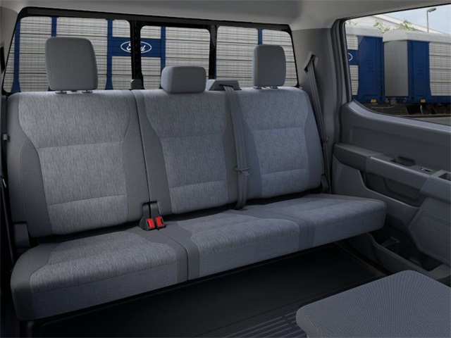 2025 Ford F-250 photo 9