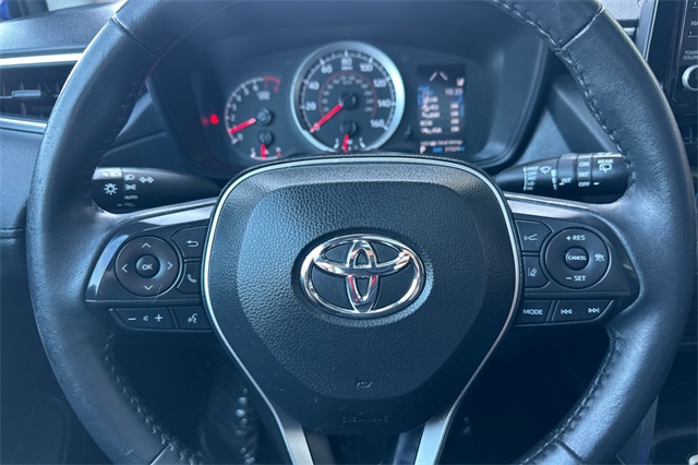 2022 Toyota Corolla Cross LE photo 21