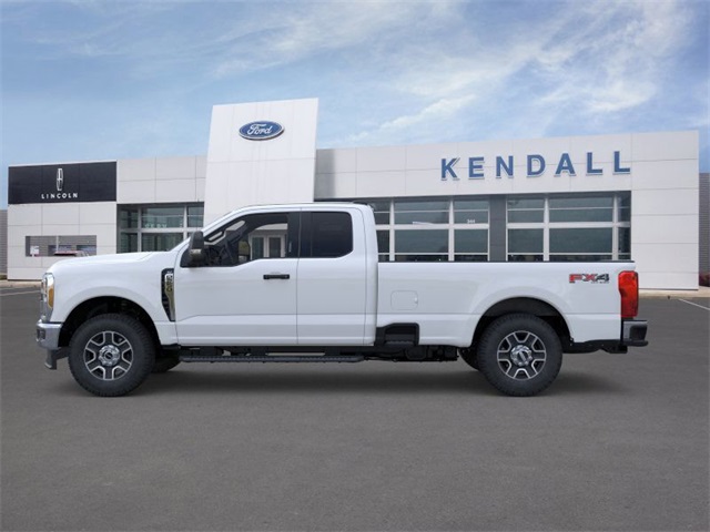 2025 Ford F-250 photo 3