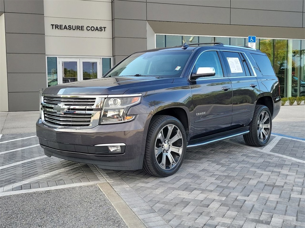 2018 Chevrolet Tahoe Premier photo 2