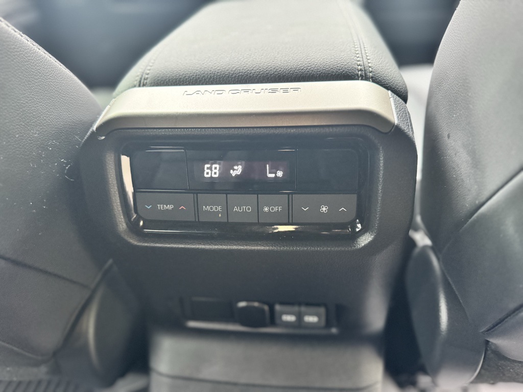 2025 Toyota Land Cruiser Base photo 5
